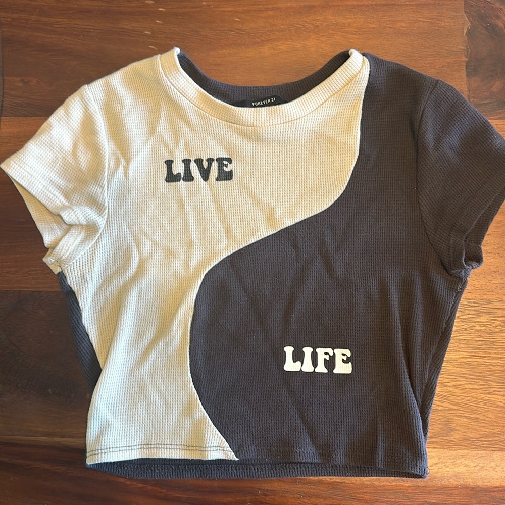 Live life yin yang top